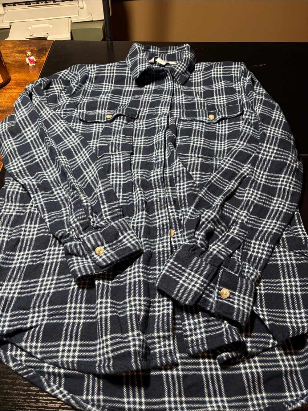 Women’s Navy Blue Plaid Button-Up Shirt Jacket